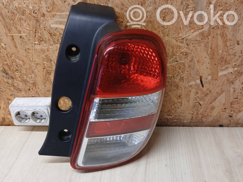 Nissan Micra Lampă spate în caroserie 