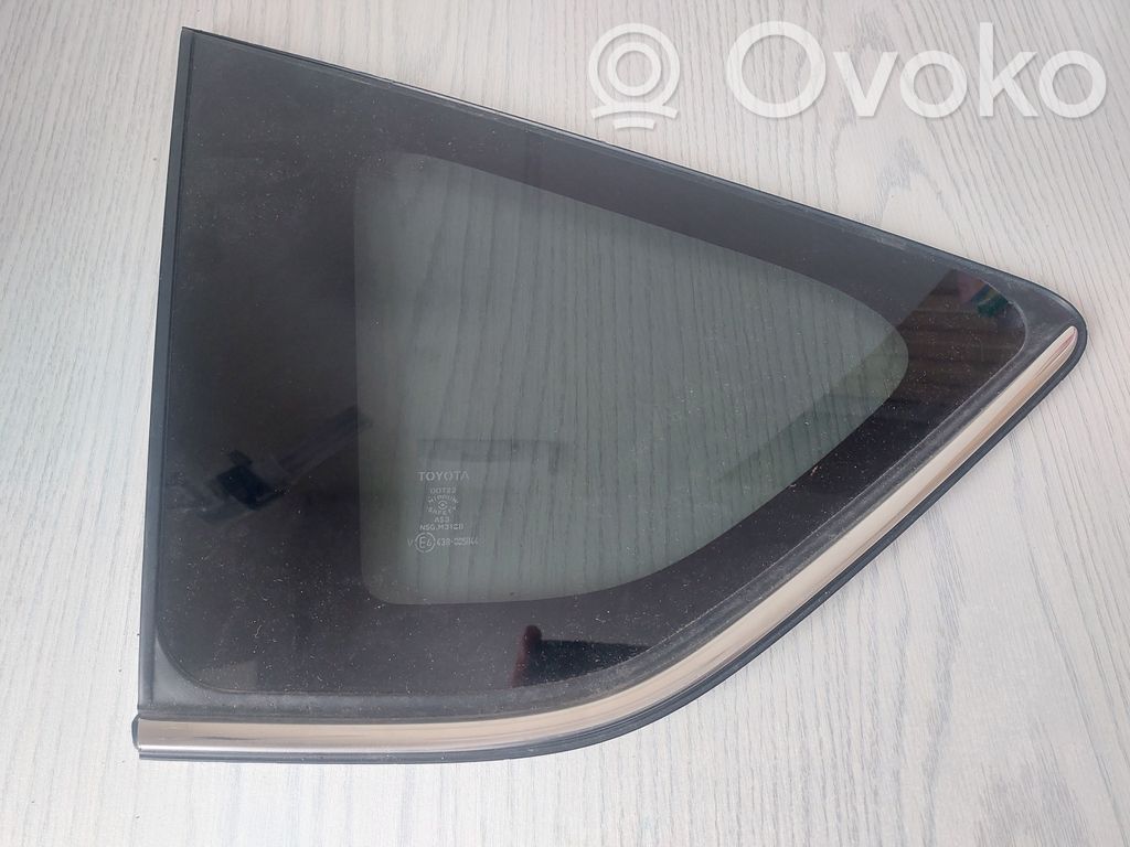 Toyota RAV 4 (XA40) Rear side window 