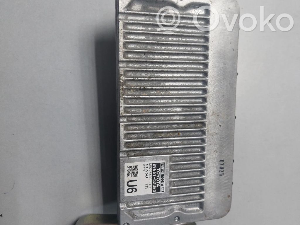 Toyota Auris E180 Engine control unit/module 