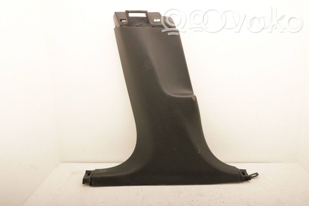 Tesla Model 3 Pilar (B) (inferior) 