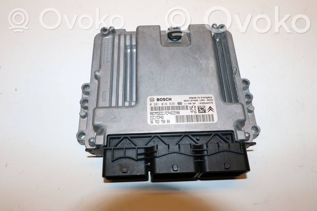 Citroen C5 Engine control unit/module 