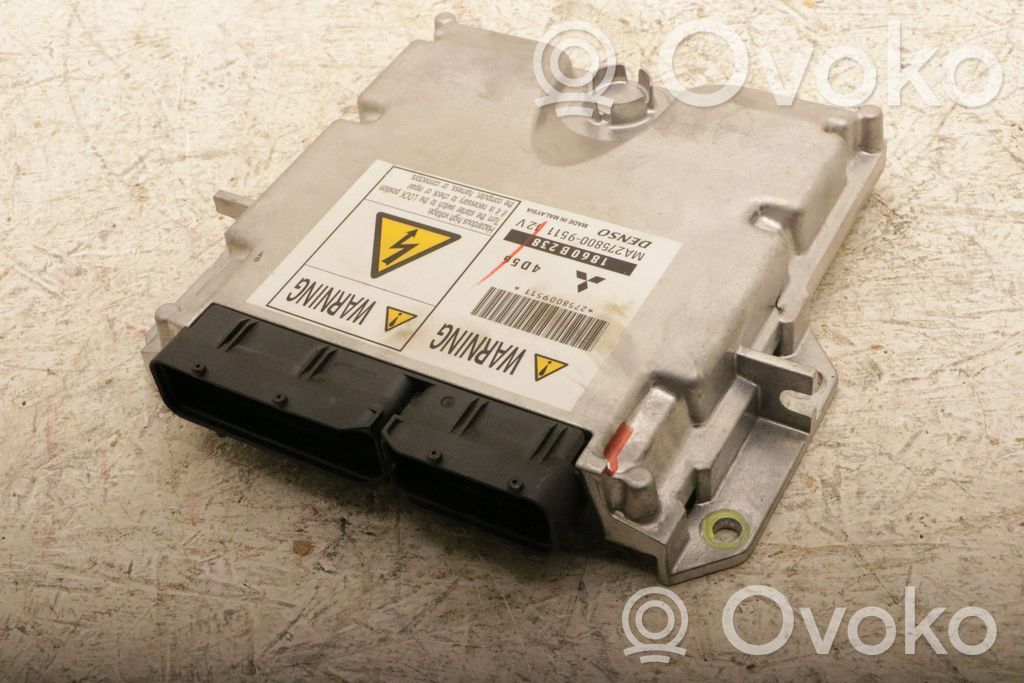 Mitsubishi L200 Engine control unit/module 