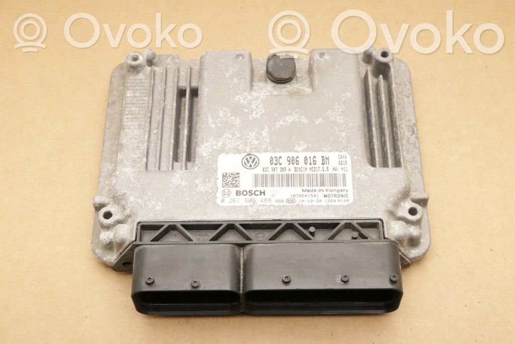 Volkswagen Golf VI Engine control unit/module 