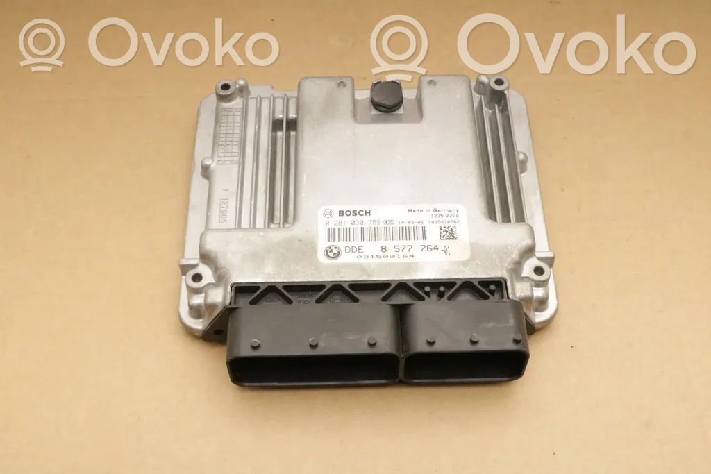 BMW 5 F10 F11 Engine control unit/module 