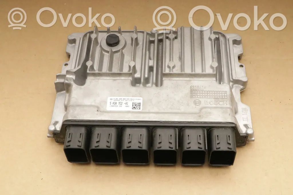 BMW 5 G30 G31 G38 Engine control unit/module 