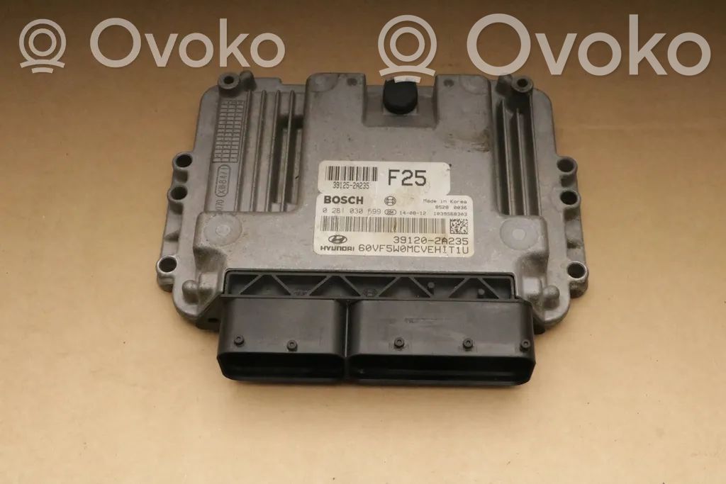Hyundai i40 Engine control unit/module 