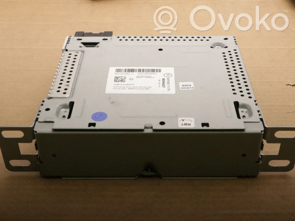 Renault Zoe Radio/CD/DVD/GPS head unit 