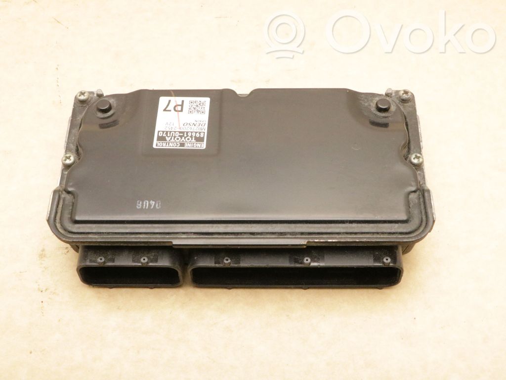 Toyota Yaris Engine control unit/module 