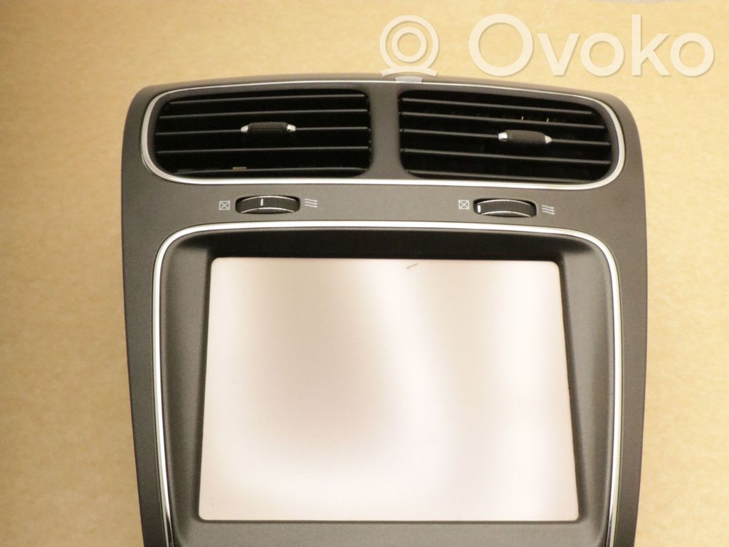 Fiat Freemont Monitor / wyświetlacz / ekran 