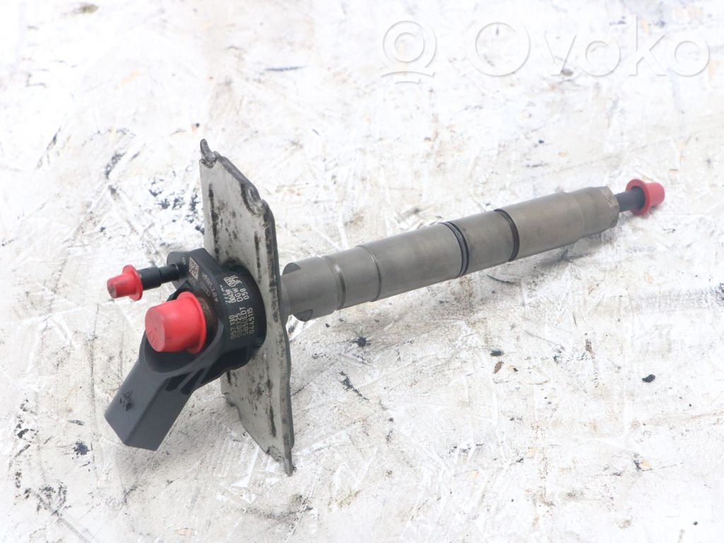 Inyector de combustible   057130,057130,080325
