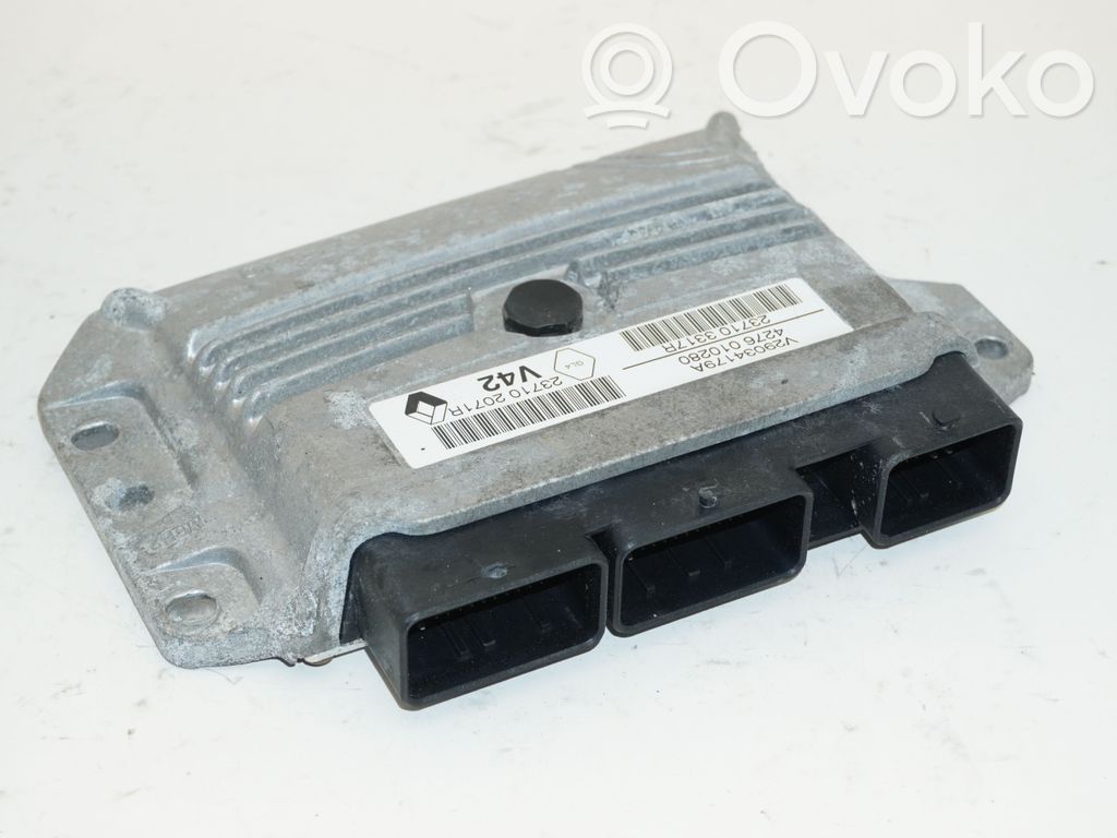 Renault Clio IV Engine control unit/module 