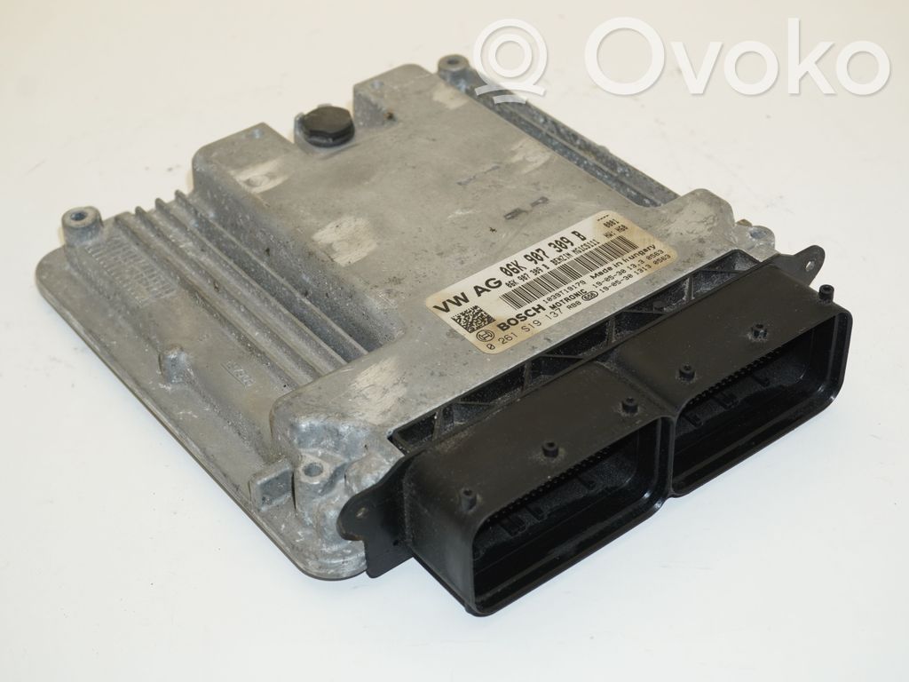 Volkswagen Tiguan Engine control unit/module 