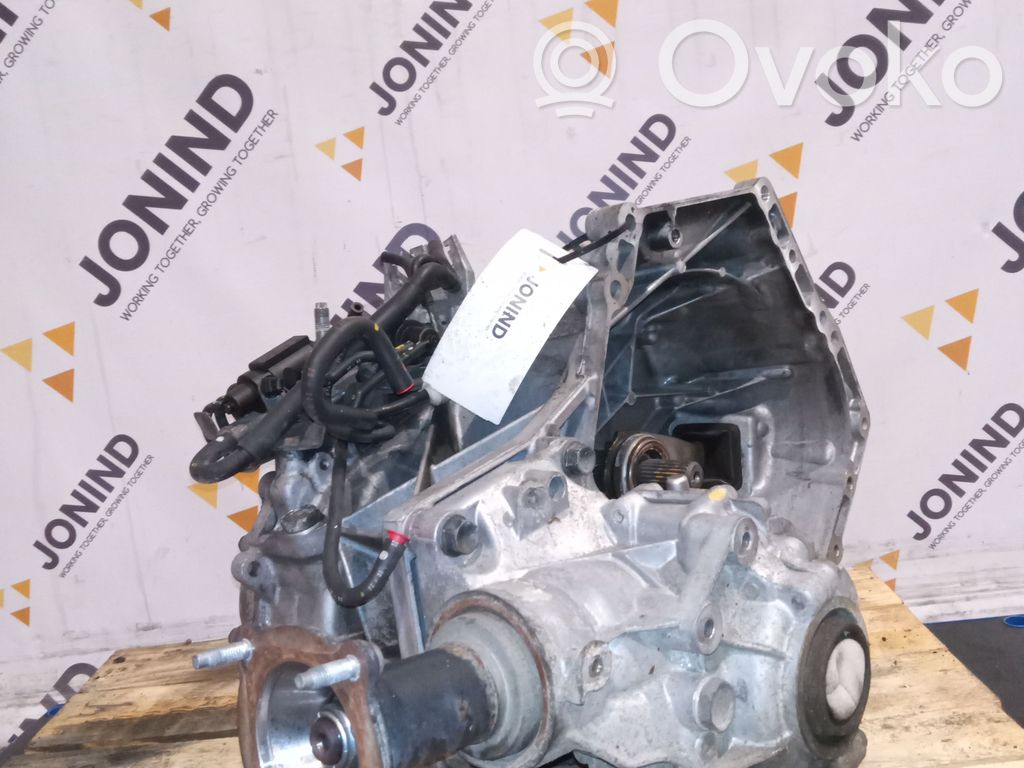 Mazda CX-5 Mechaninė 6 pavarų dėžė 