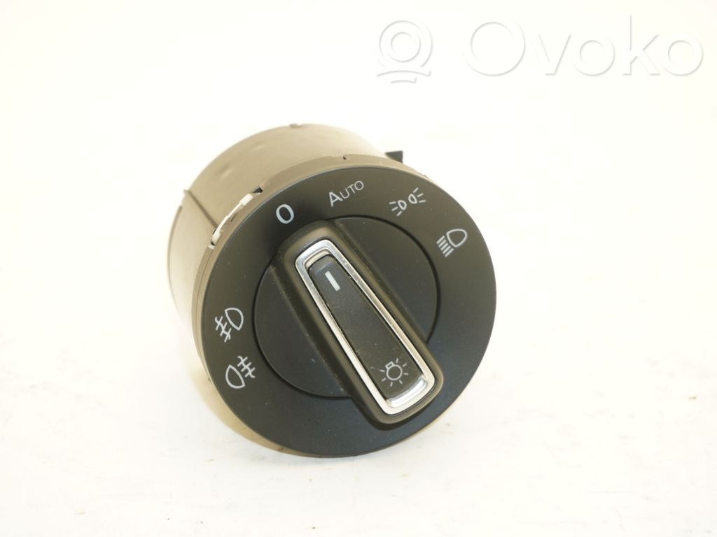 Volkswagen Golf VII Light switch 