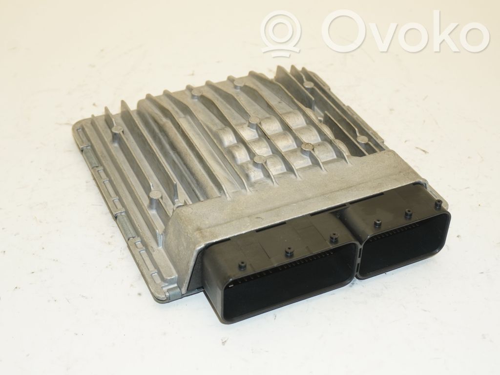 BMW 5 E60 E61 Engine control unit/module 
