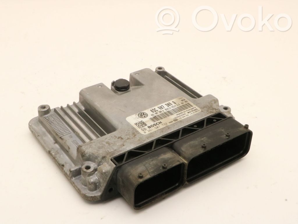 Volkswagen Golf VI Engine control unit/module 