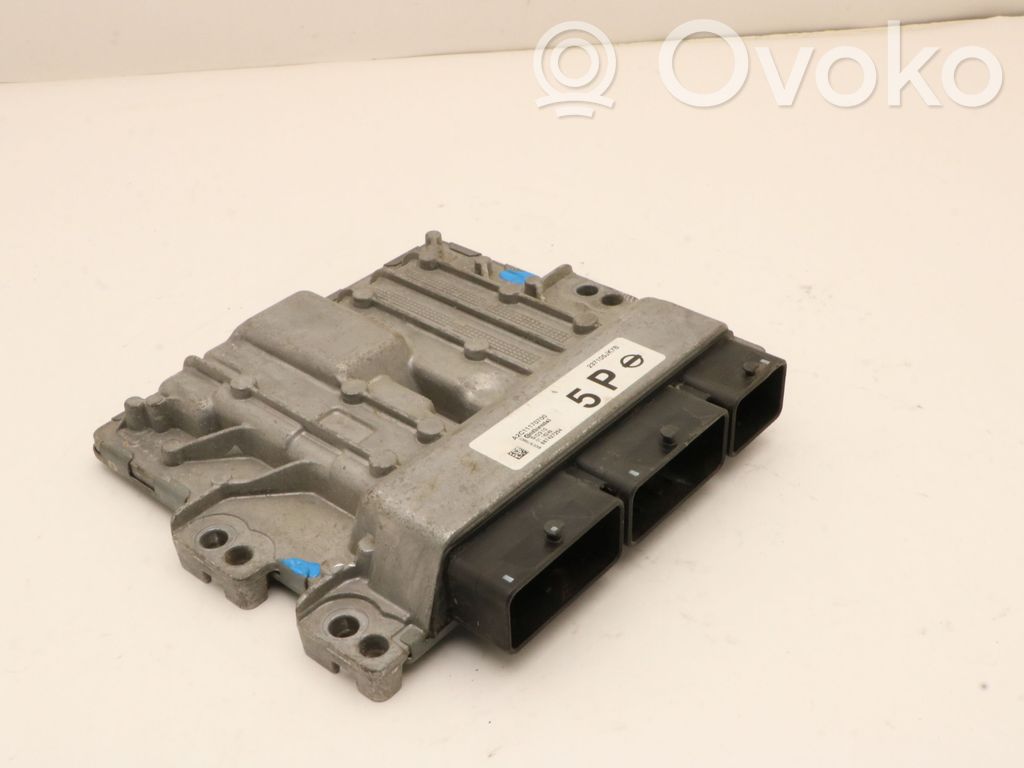 Nissan Navara D23 Engine control unit/module 