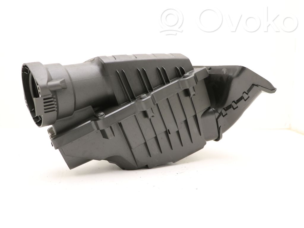 Volkswagen Multivan T7 Air filter box 