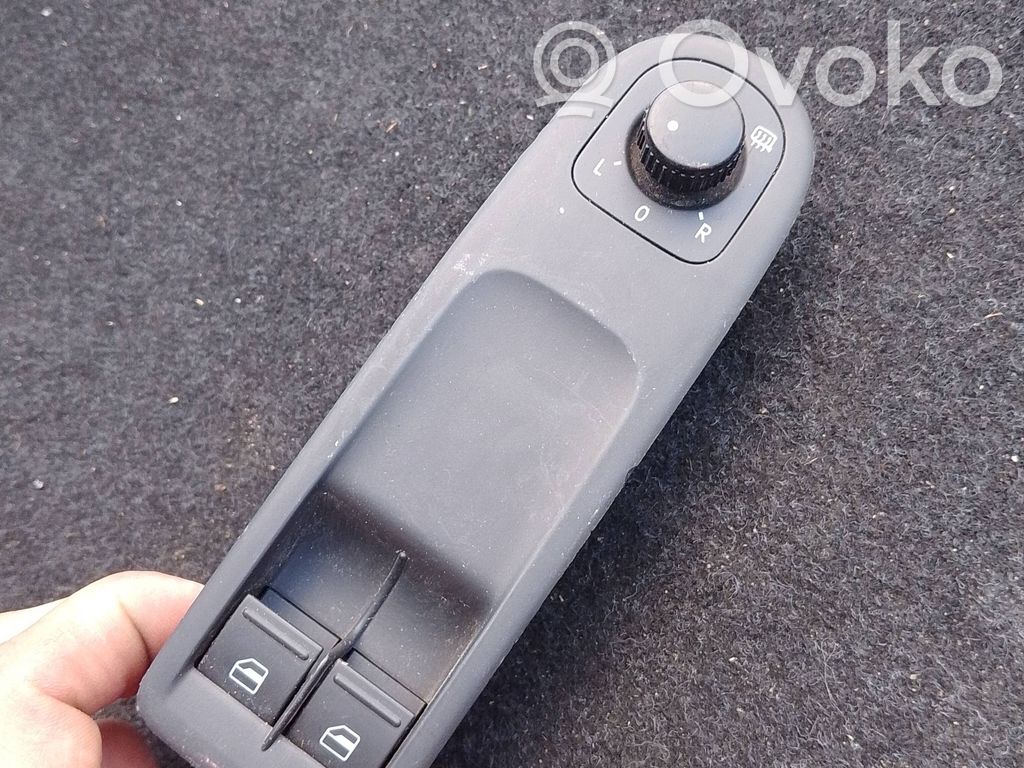 Przyciski szyb   5K0867255,575314