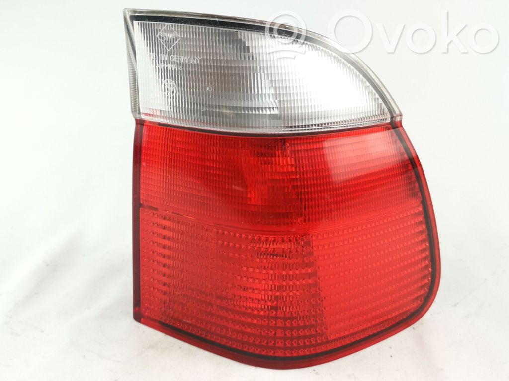 Rear/tail lights   2496322,2496340