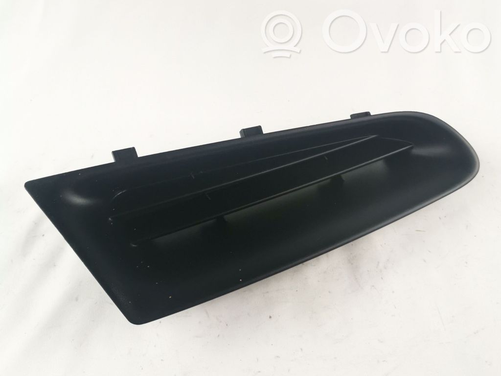 Renault Clio II Grotelės viršutinės 