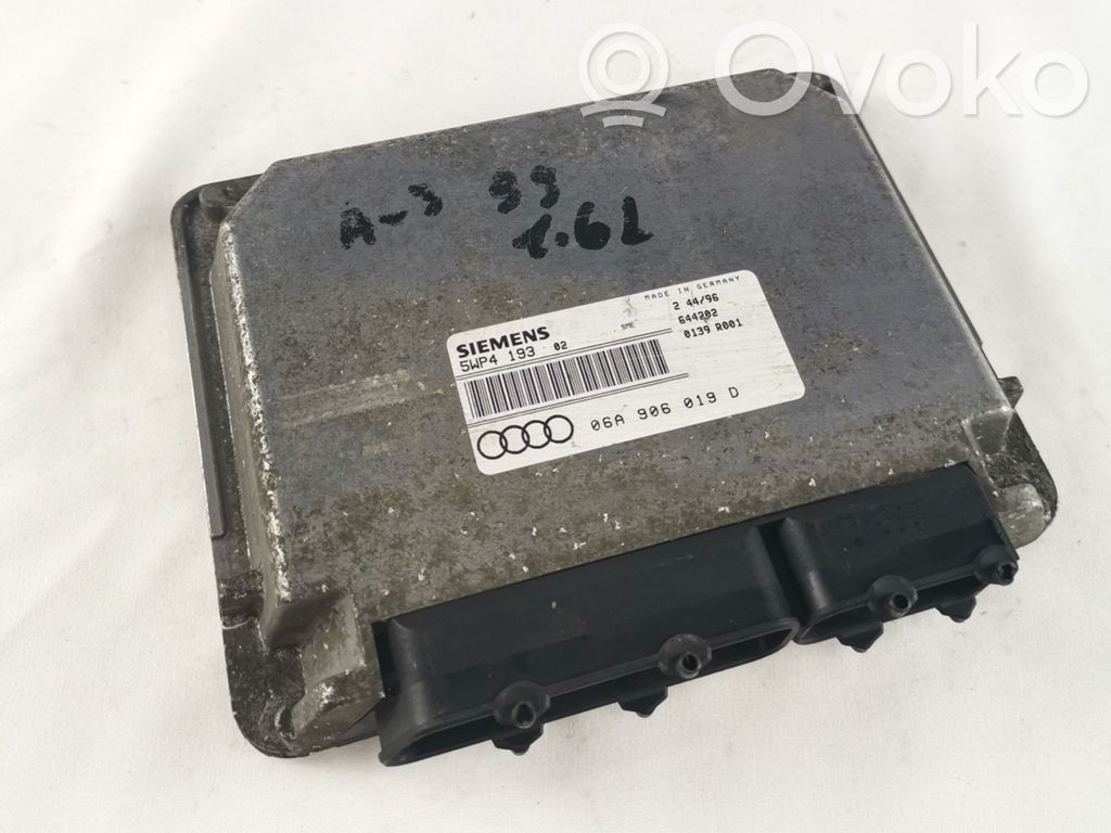 Engine control unit/module   06A906019D,5WP419302,644202