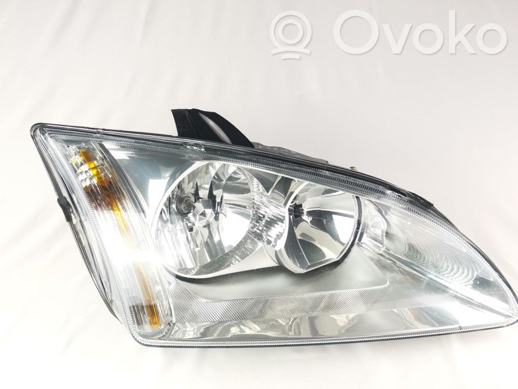 Ford Focus Scheinwerfer 