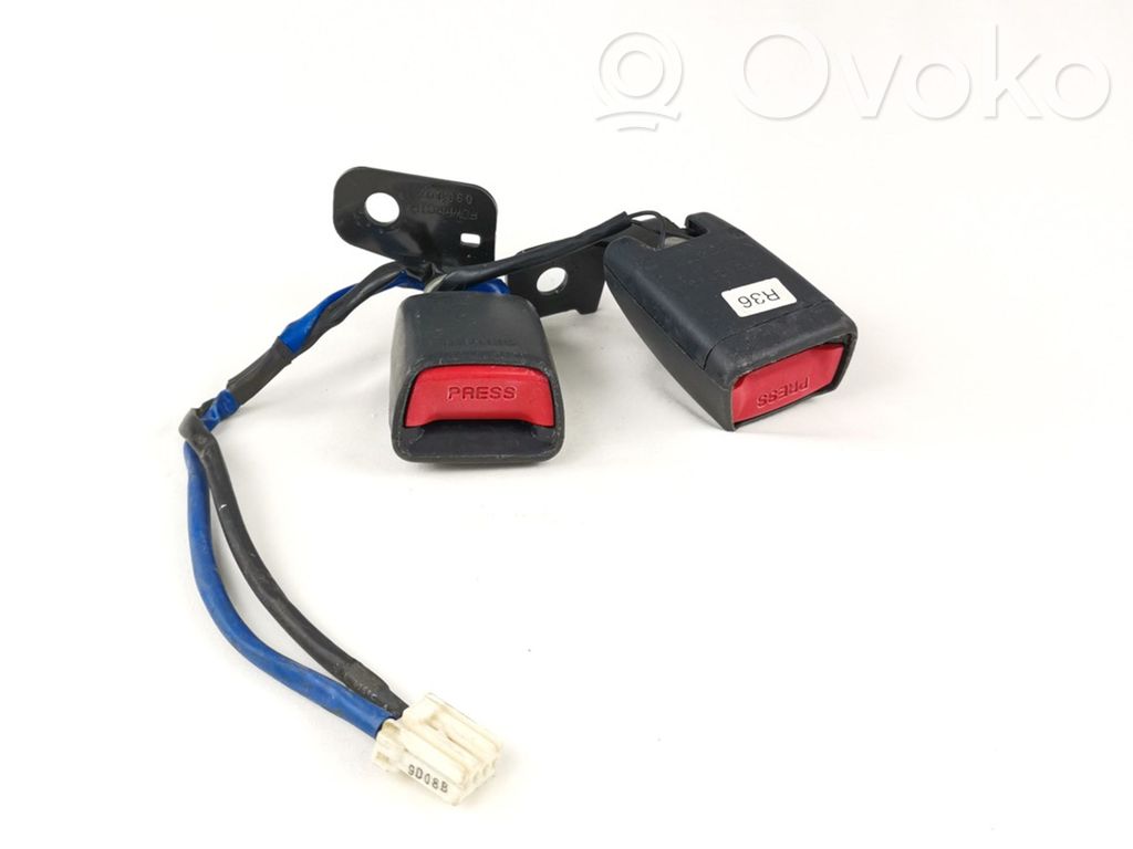 Hyundai i30 Rear seatbelt buckle 
