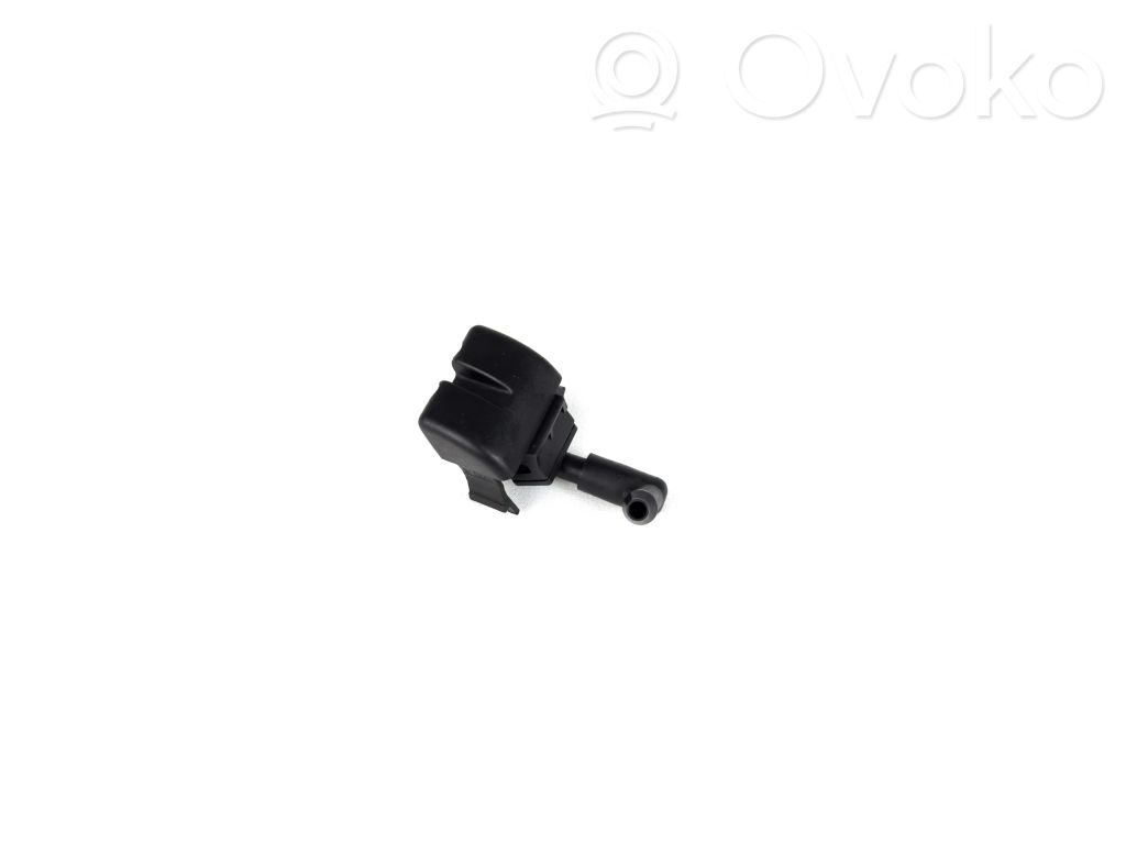 BMW 3 E46 Windshield washer spray nozzle 