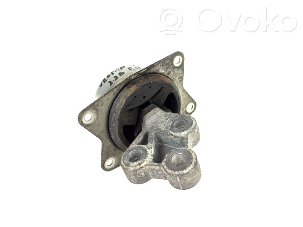 Opel Vectra C Engine mount bracket 