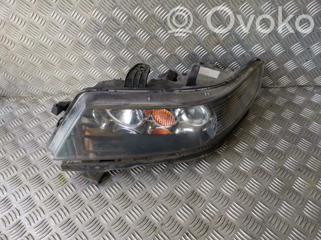 Honda Accord Lampa przednia 