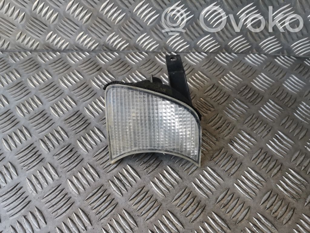 BMW 5 E34 Front indicator light 