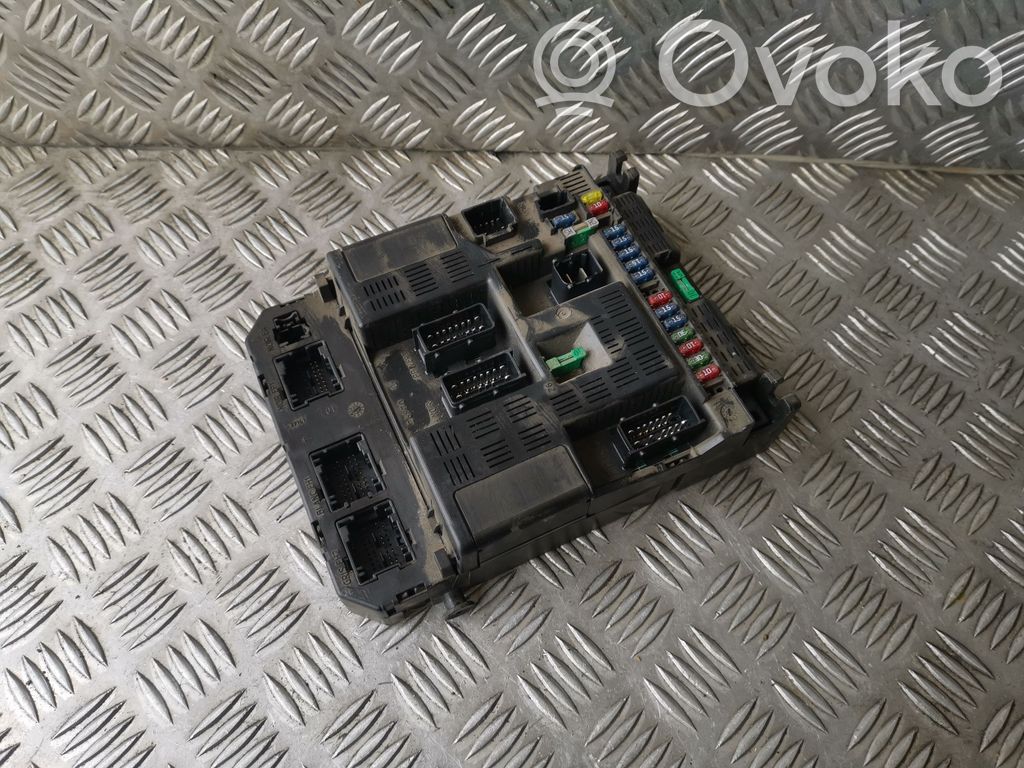 Peugeot 307 Fuse module 