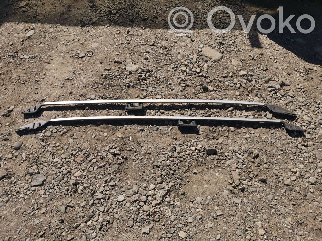 Volvo XC70 Barra del techo 