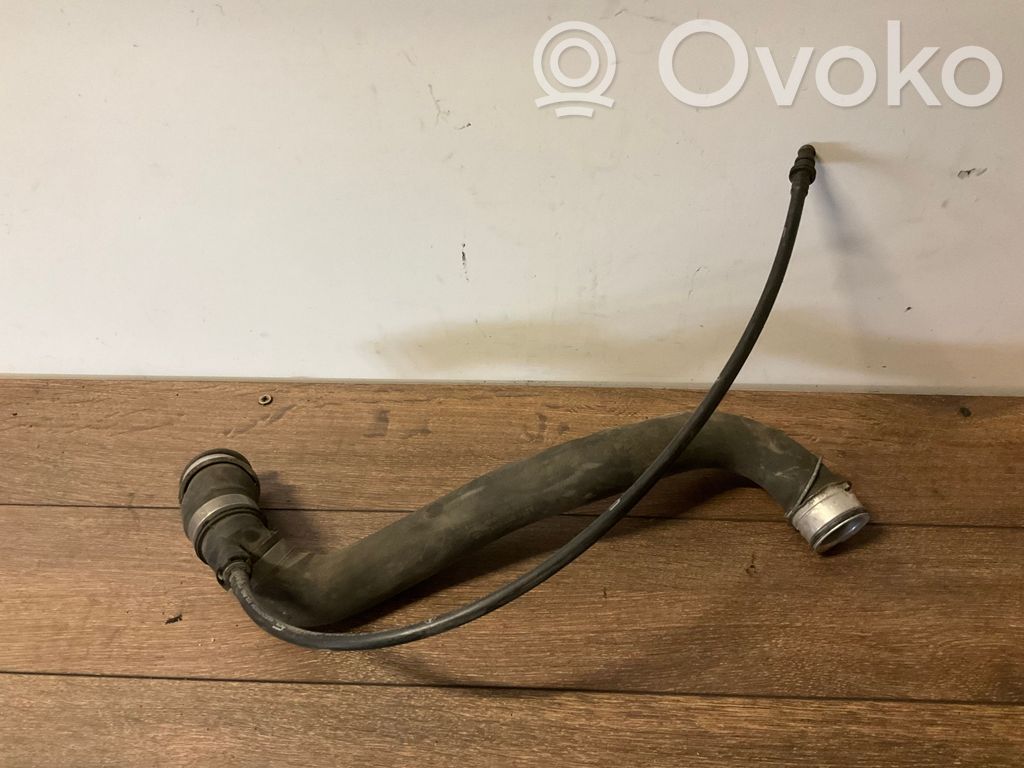 Mercedes-Benz E W211 Engine coolant pipe/hose 
