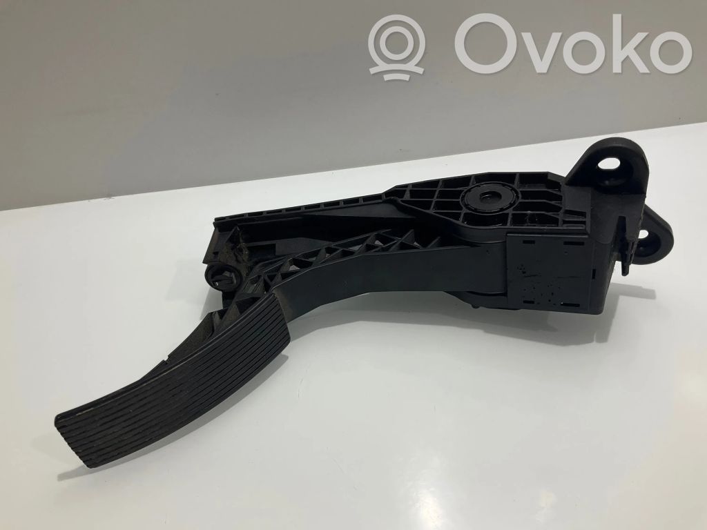 Mercedes-Benz ML W164 Accelerator throttle pedal 