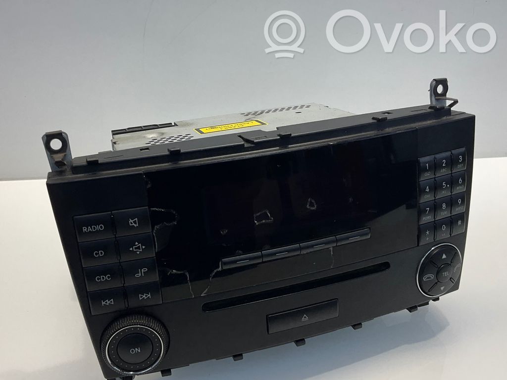 Mercedes-Benz C W203 Radio/CD/DVD/GPS head unit 