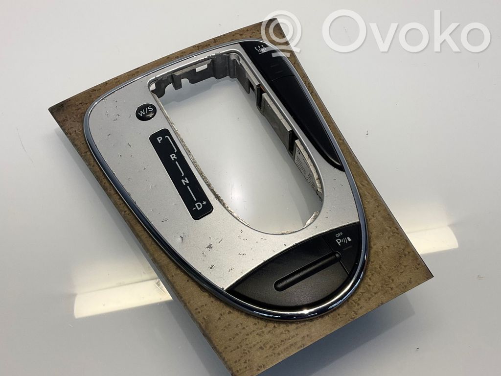 Mercedes-Benz E W211 Ramka drążka zmiany biegów 