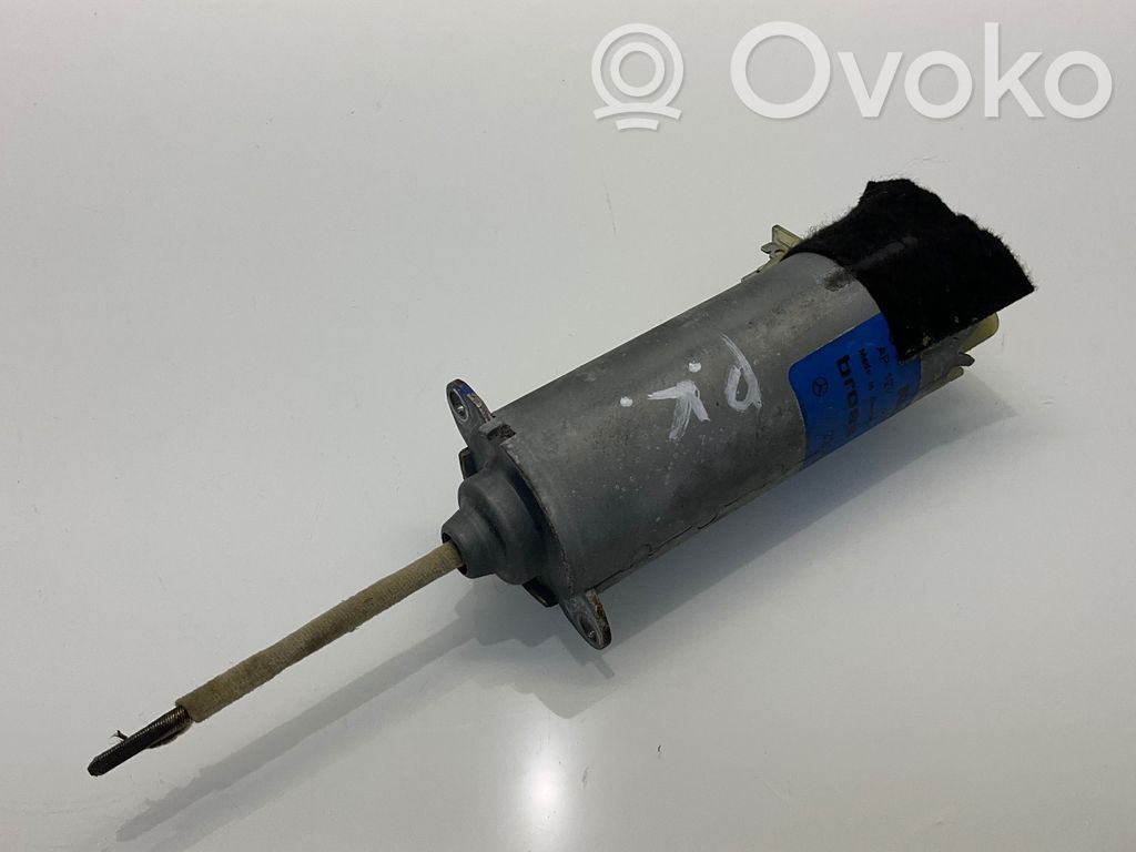 Mercedes-Benz S W221 Motor reglare scaun 