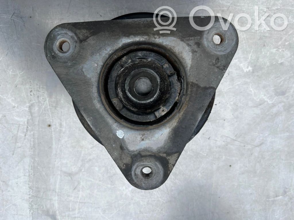 Renault Zoe Coil spring mount 