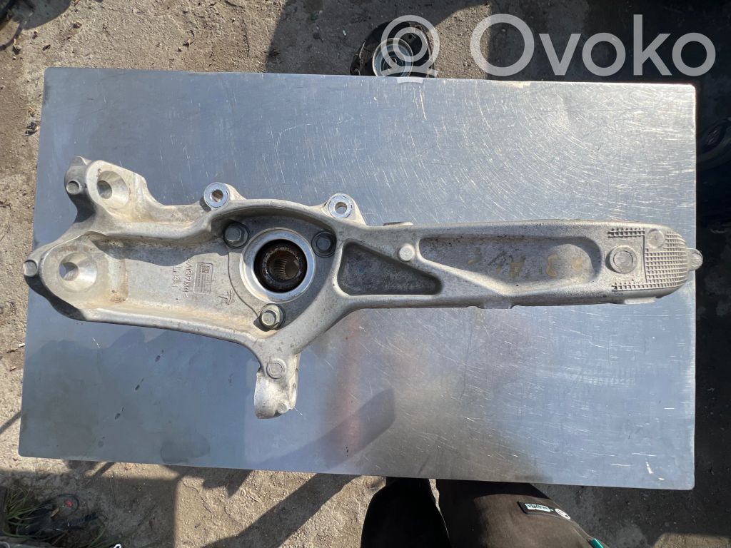 Front wheel hub   104431100E,183553B01850,07404