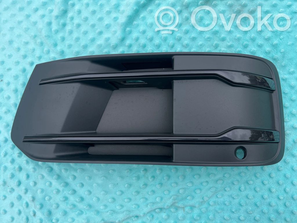 Audi Q7 4M Front bumper lower grill 