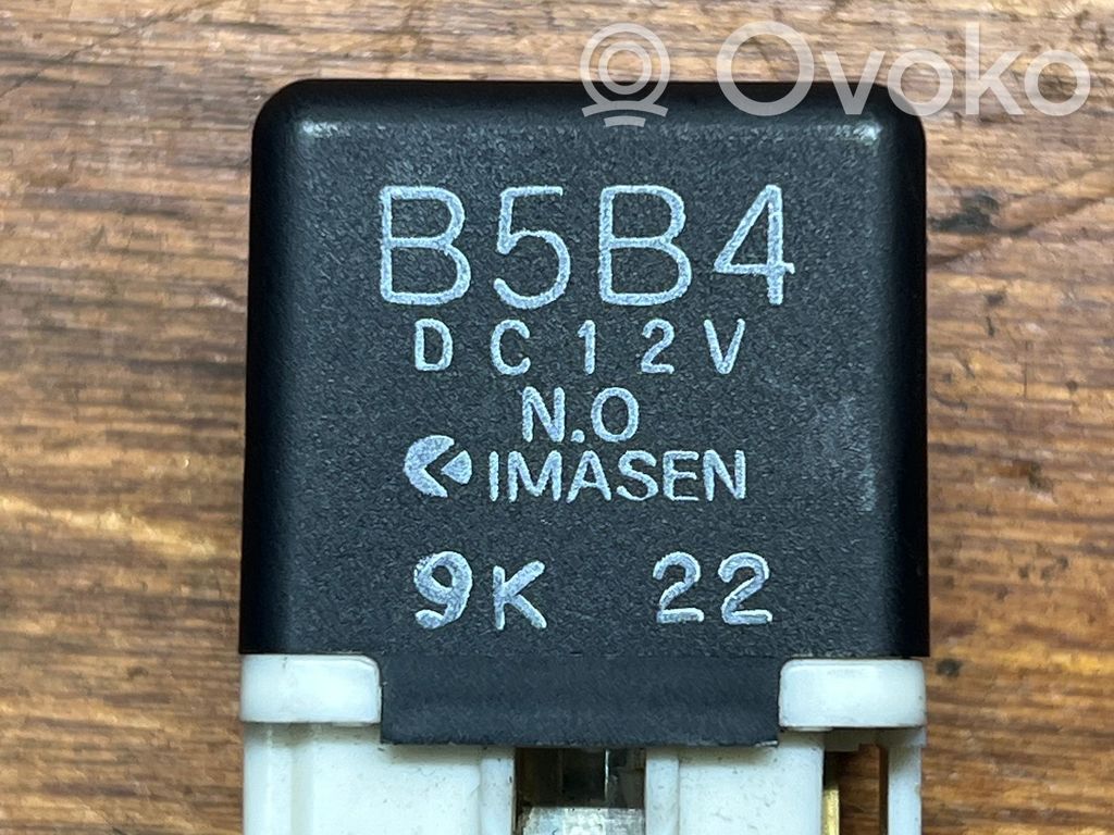 Toyota Avensis T250 Other relay 