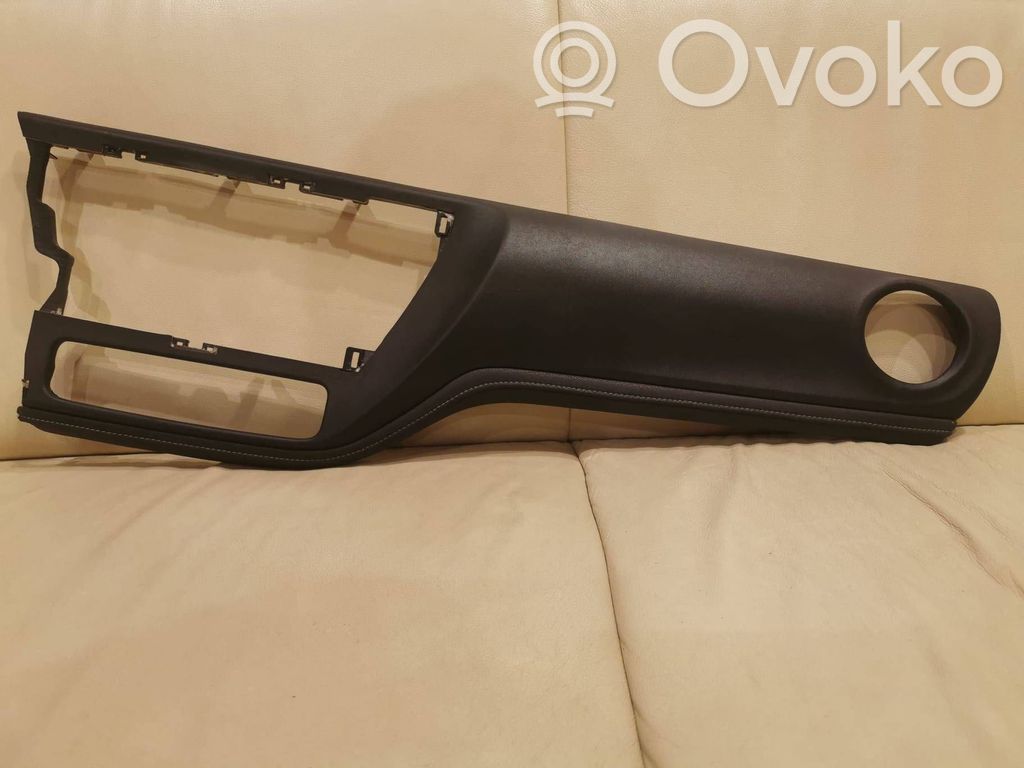 Toyota Auris E180 Panel trim 