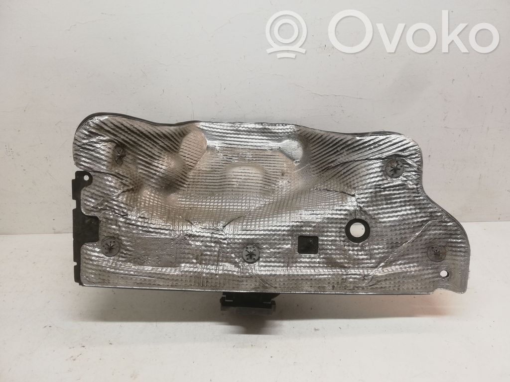 Audi Q5 SQ5 8R Heat shield in engine bay 