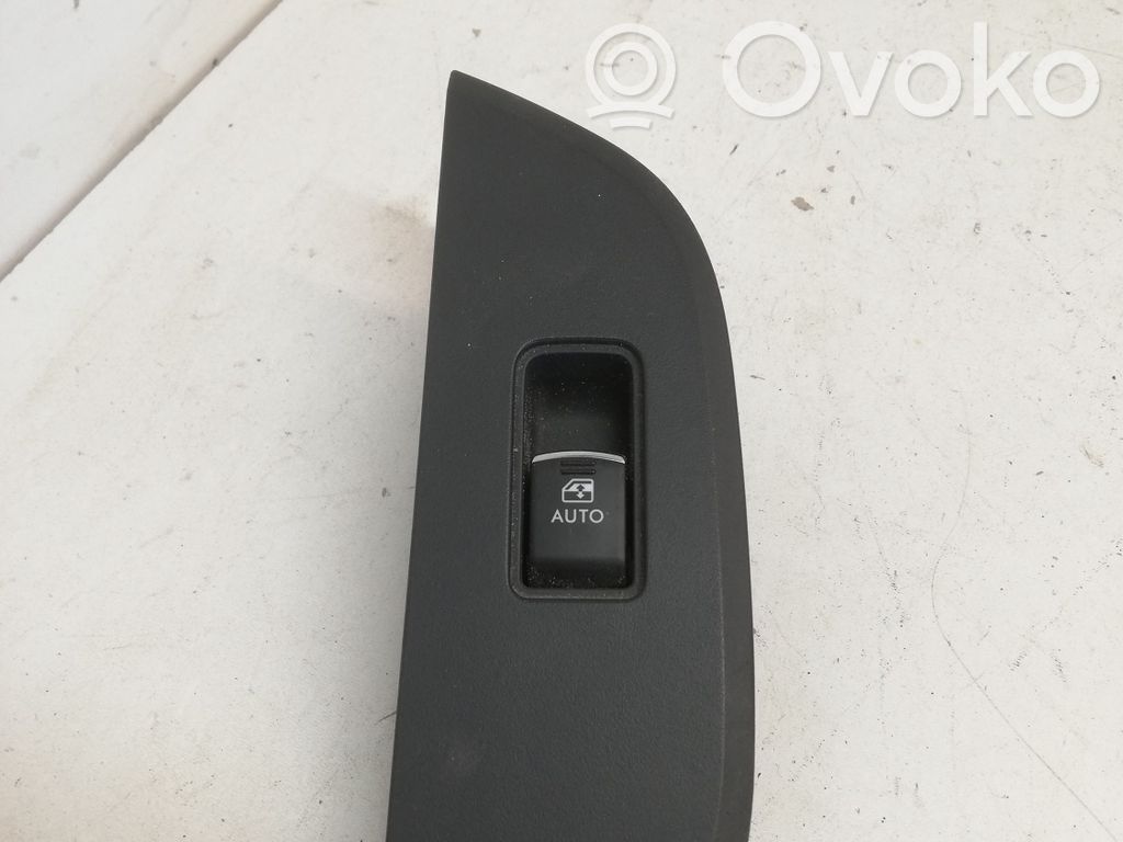 Subaru Outback (BS) Electric window control switch 