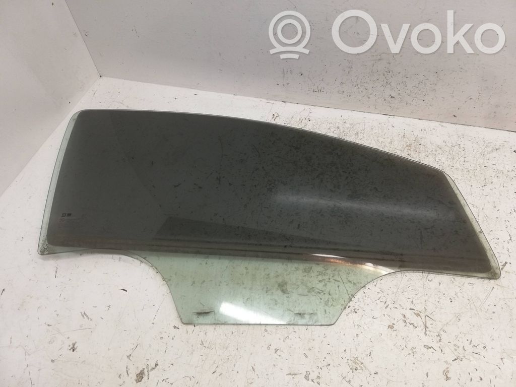 Chevrolet Aveo Front door window glass four-door 