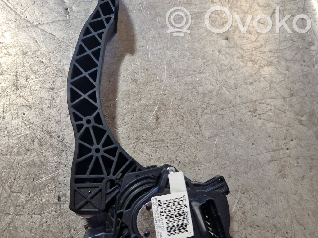Accelerator throttle pedal   9674829780,86ET40,3243523