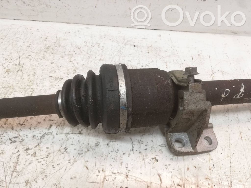 Renault Megane III Front driveshaft 