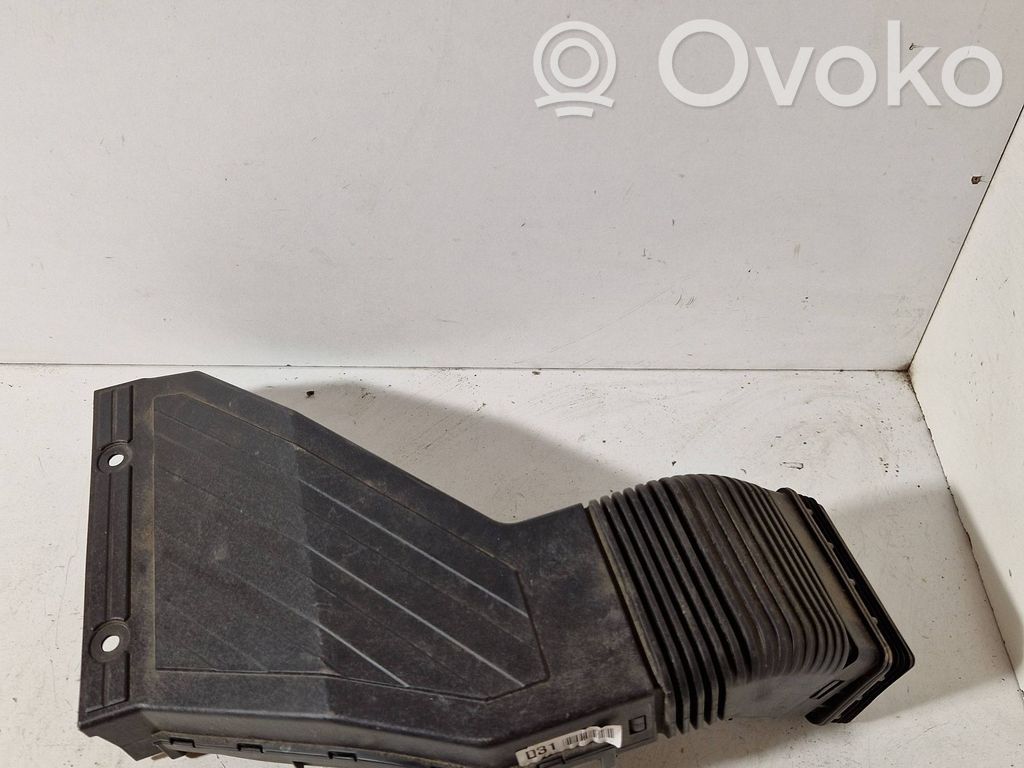 Hyundai Tucson TL Air intake duct part 